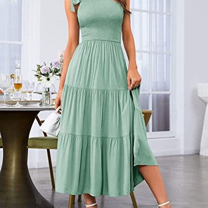 2023 New Summer Fashion Women's One-shoulder Pleated Layered Hem Split Dress (Copy)